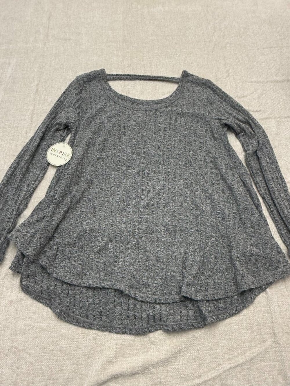 NWT Inspire Maternity Gray Rib Knit Tunic Cozy Minimalist Mom Medium Top 3864